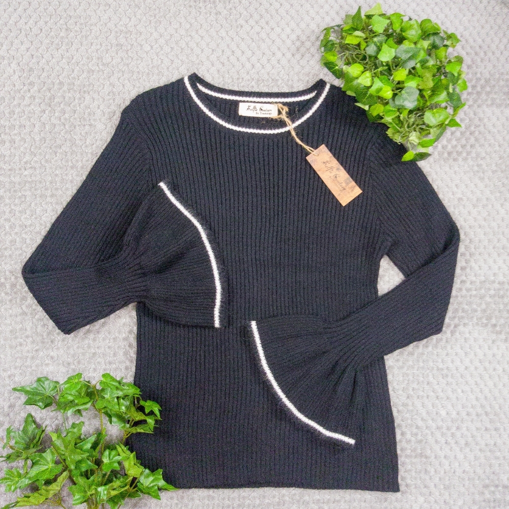 Selfie Couture by Tredology Black Sweater